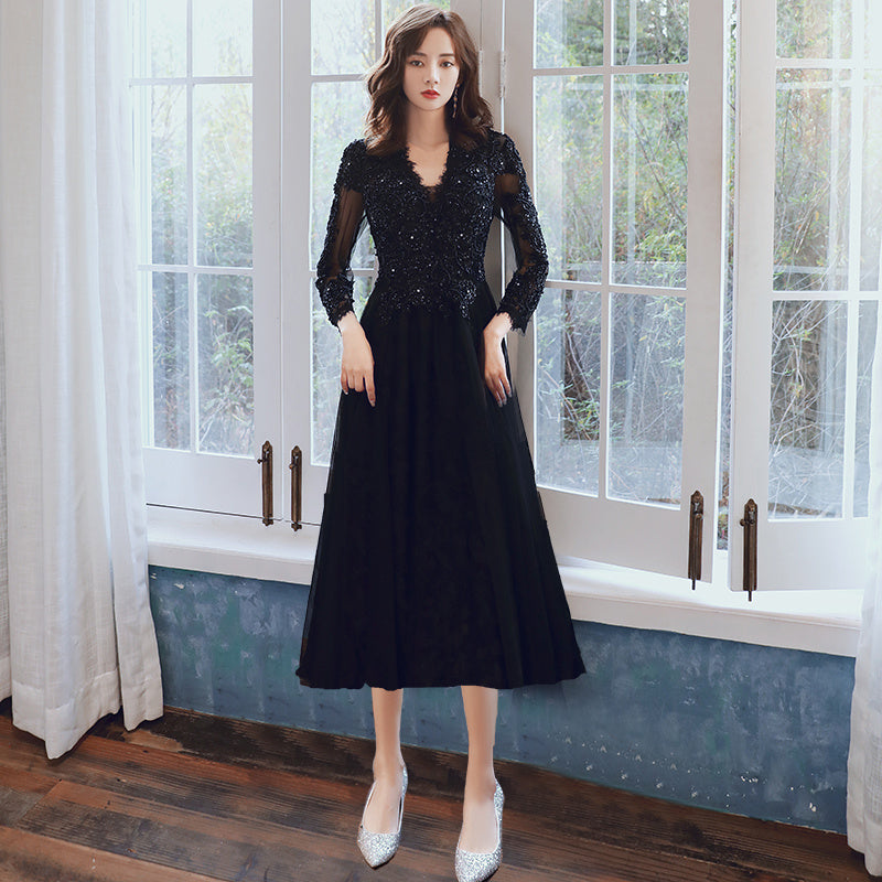 Black Lace V-Neck Evening Dress Long Skirt