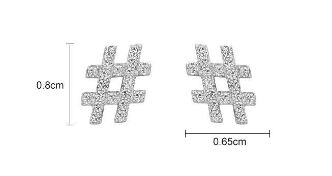Boucles d'oreilles clous en argent S925 avec micro-diamants en zircone symboliques 0,8 cm