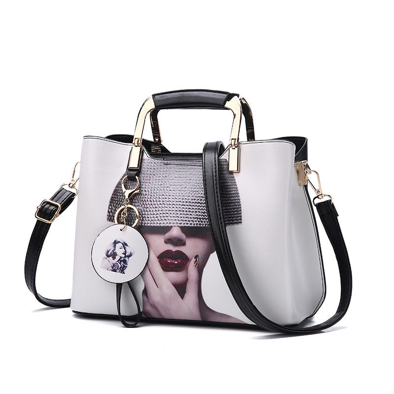 Fashionable Red PU Leather Lady's Portable Messenger Bag Trend