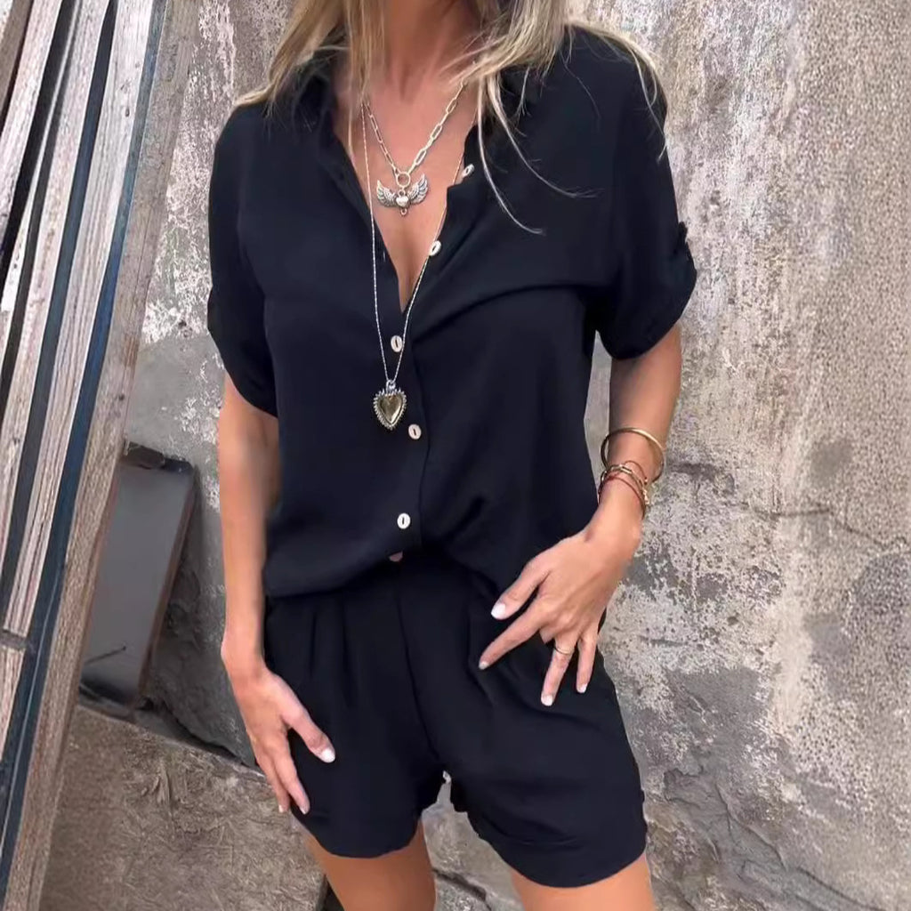 Ensemble chemise boutonnée à revers et short à poches à manches courtes pour femmes