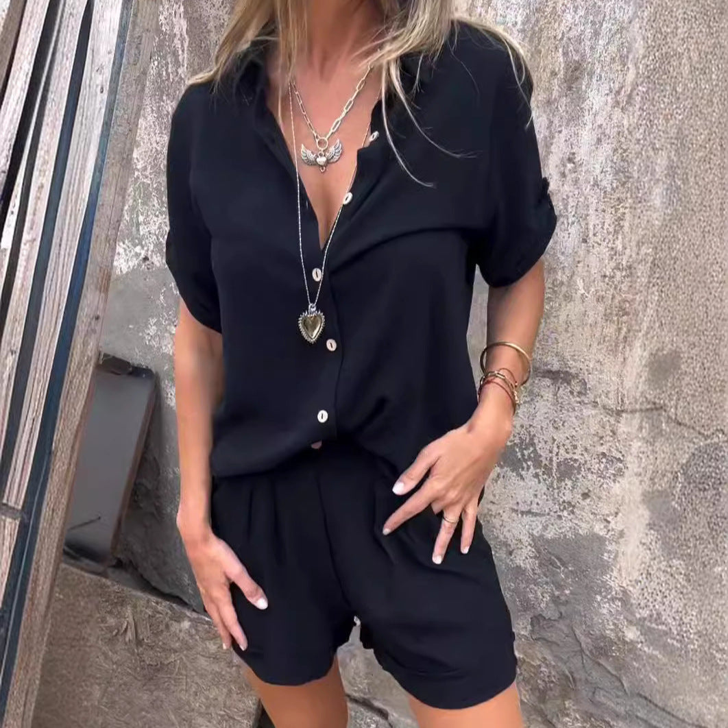 Ensemble chemise boutonnée à revers et short à poches à manches courtes pour femmes