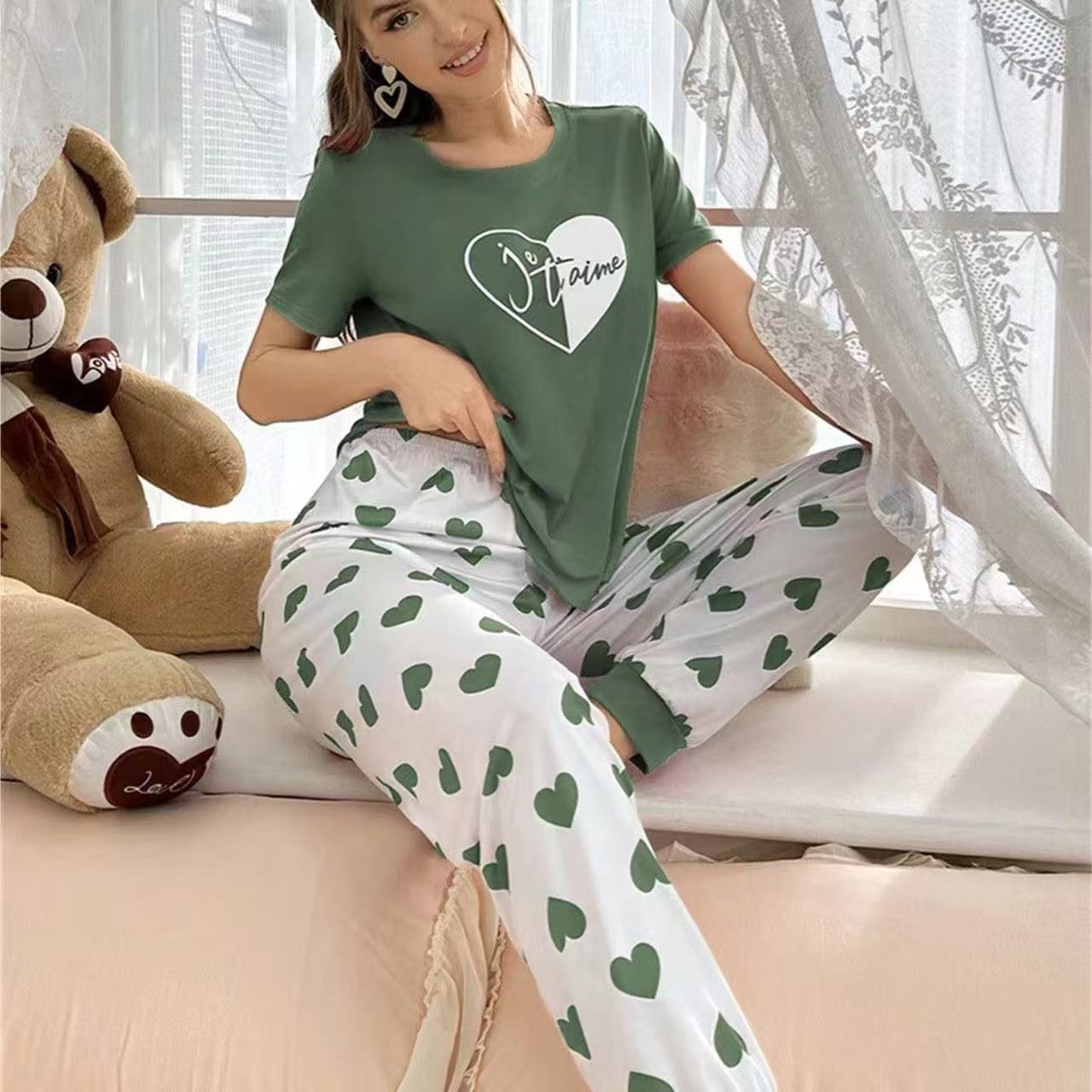 طقم بيجامة كاجوال مريح مع بنطال طويل باللونين الأحمر والأخضر، مقاسات S-XL
