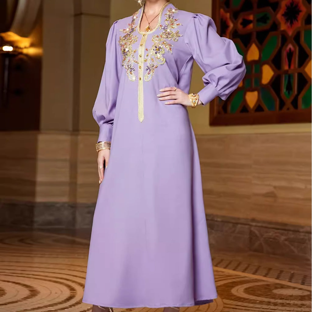 فستان بنفسجي بتطريز دانتيل يدوي، متوفر بمقاسات S-XXL