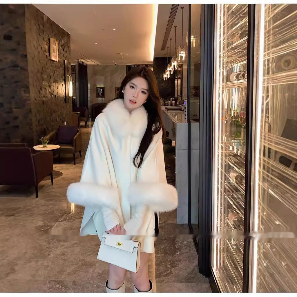 Reversible Mid-Length Cashmere Coat with Fox Fur Collar