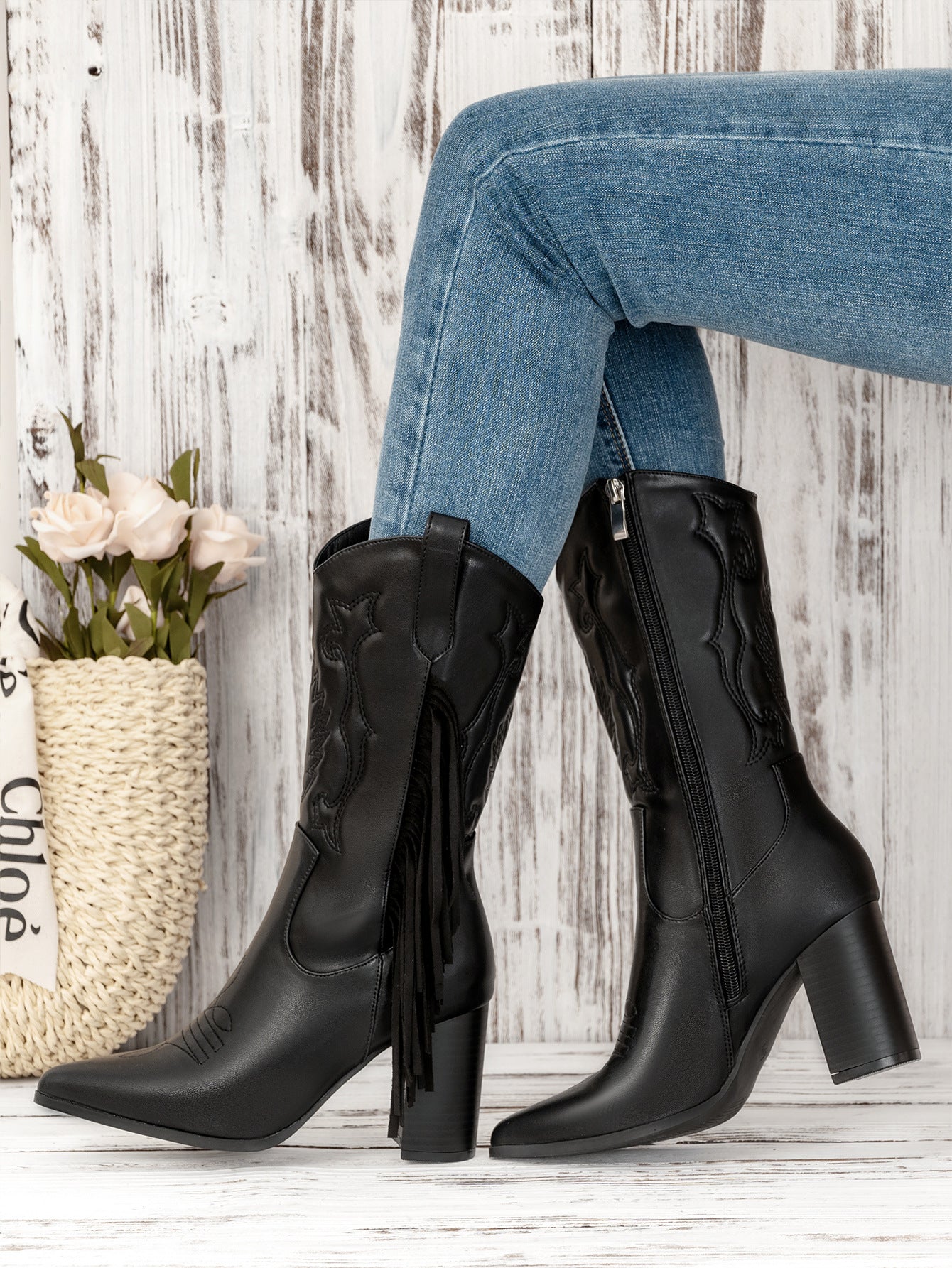 Bottes de cowboy blanches neuves de style western avec pompon brodé