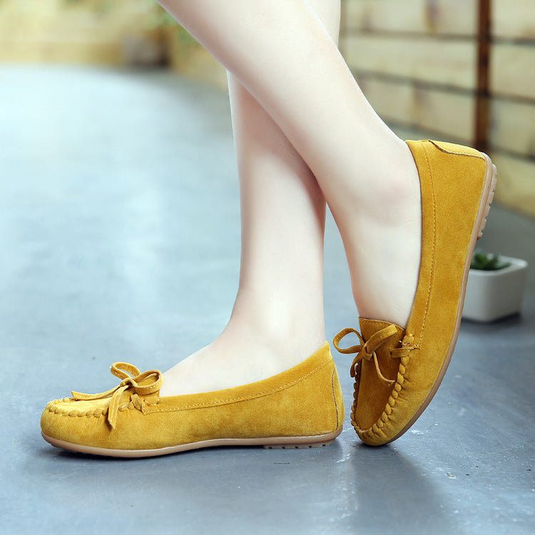 Chaussures plates pour femmes à bout rond et coupe basse