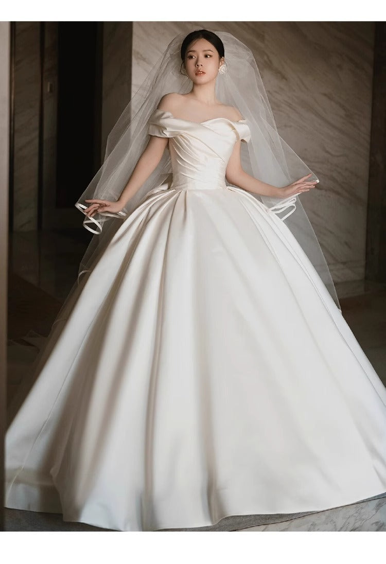 Robe de mariée en satin à épaules dénudées avec manches trois-quarts, jupe longue, tailles S-XXL