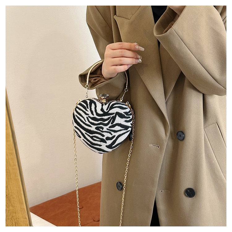 Internet Celebrity Women's Heart-Shaped Crossbody Shoulder Bag