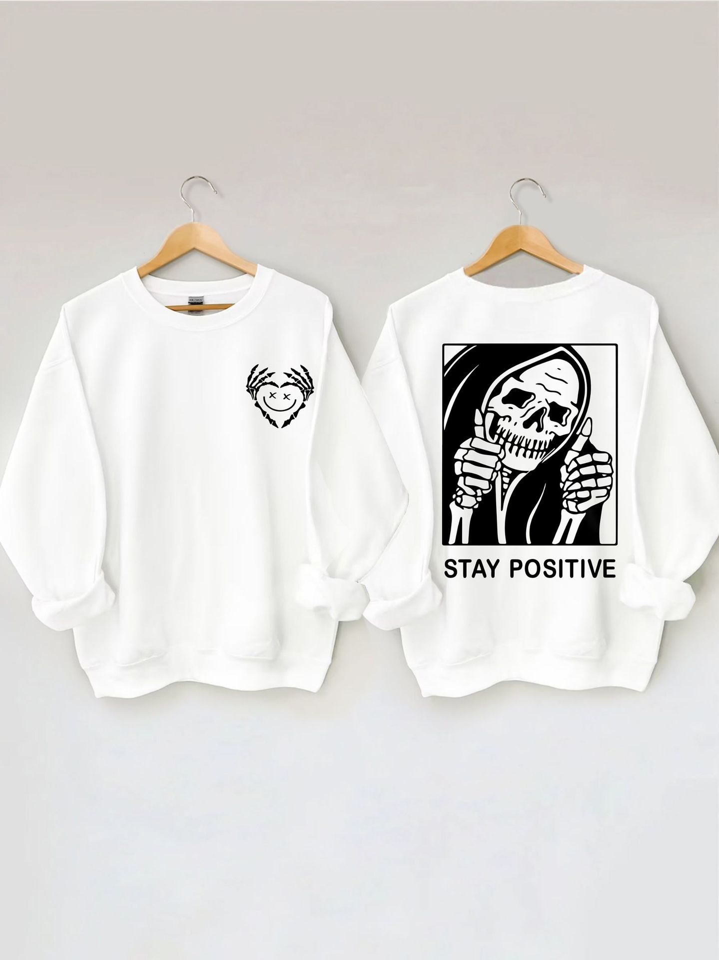 Pull Femme en Coton à Imprimé Cœur et Tête de Mort Mignon