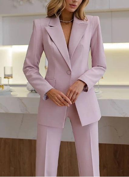 Costume de cérémonie deux pièces rose carmin