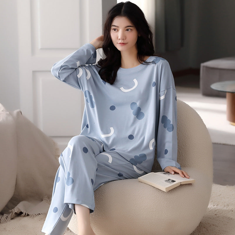 Ensemble pyjama femme doux et minimaliste pour le printemps et l'automne