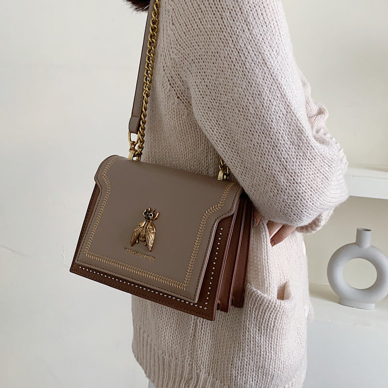Summer Chain Retro Bee Shoulder Messenger Bag 20cm PU Leather