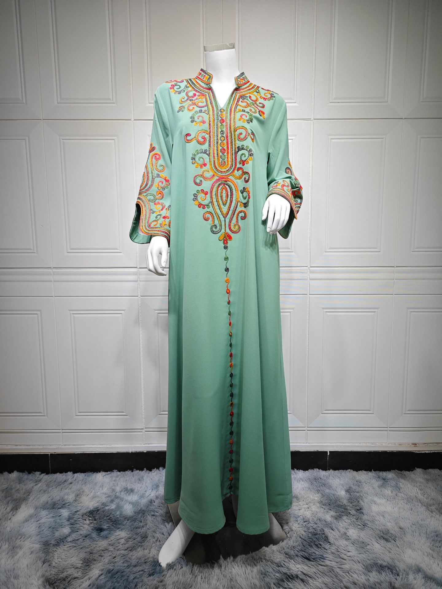 Robe longue en polyester à manches longues et corde brodée automne-hiver