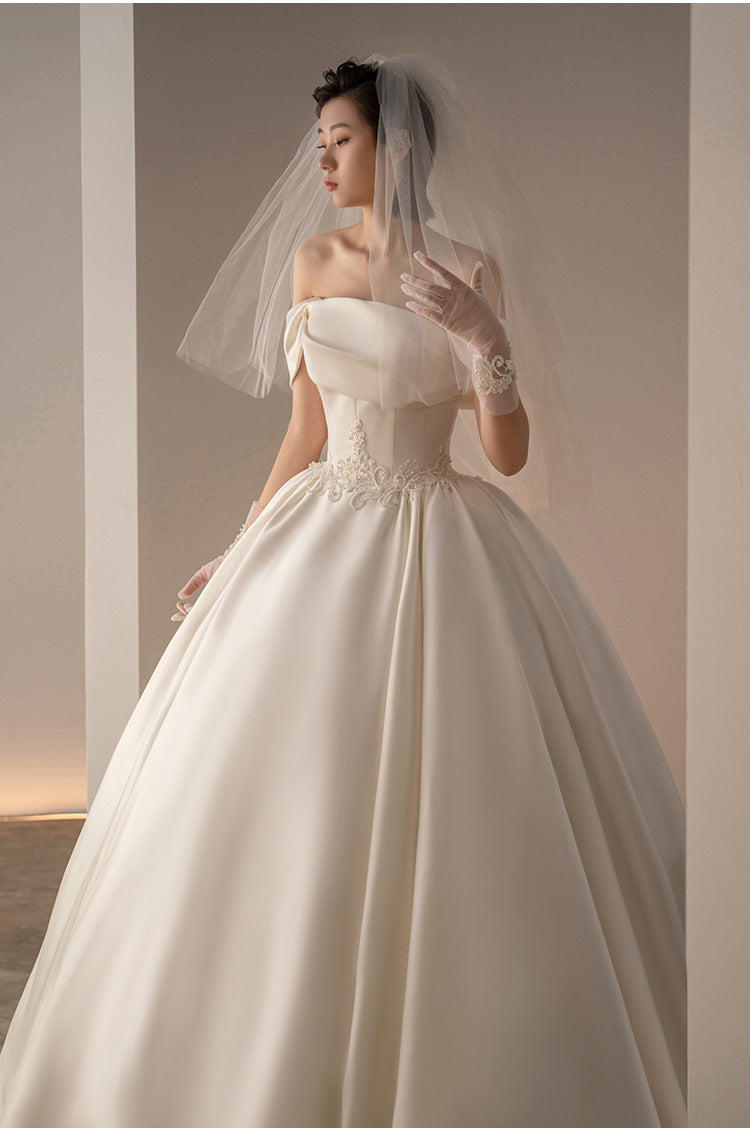 Women's Satin Off-Shoulder Retro Trailing Wedding Dress
