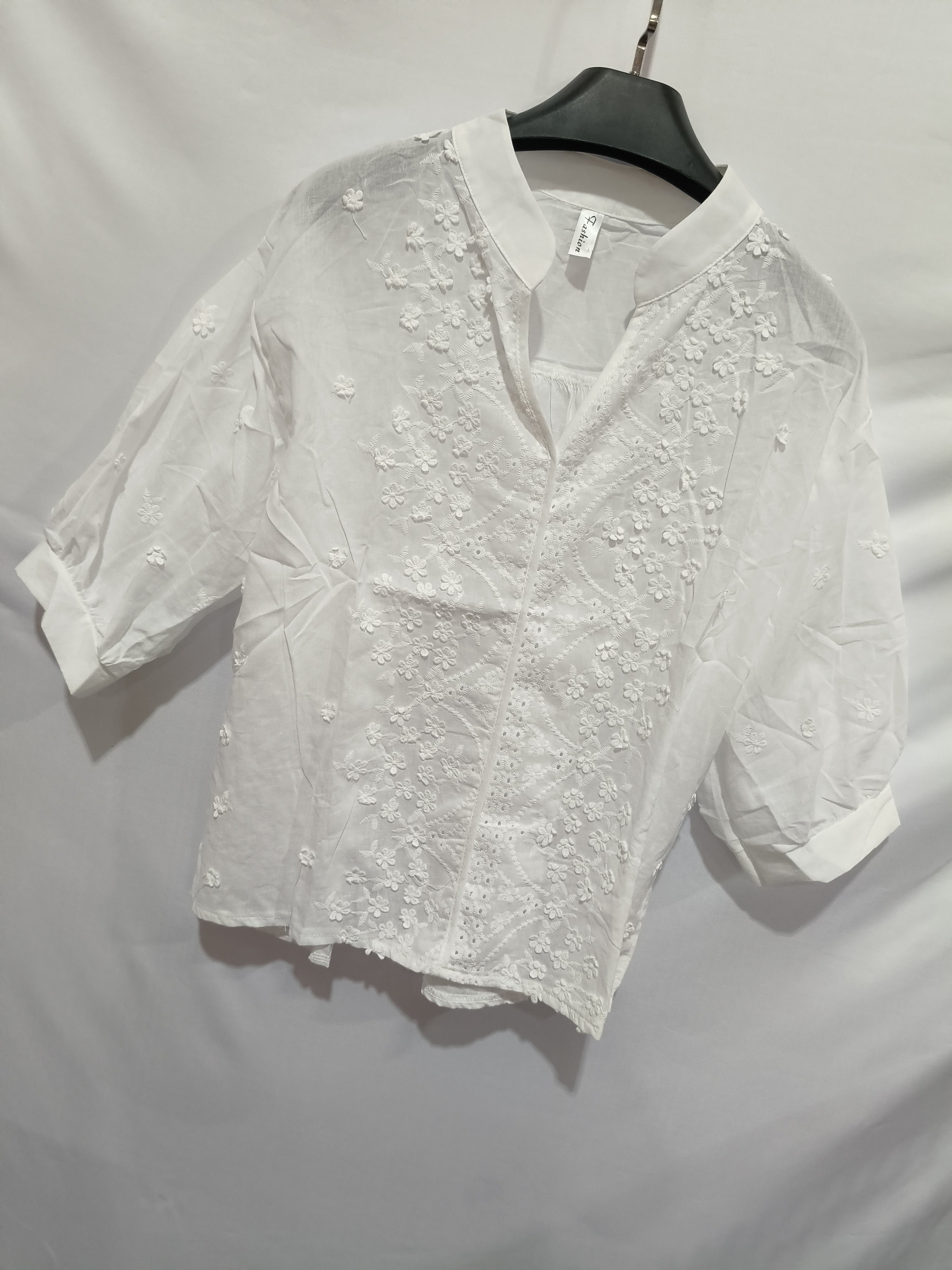 Women's V-Neck Stand Collar Embroidered Lace Blouse Shirt White Polyester