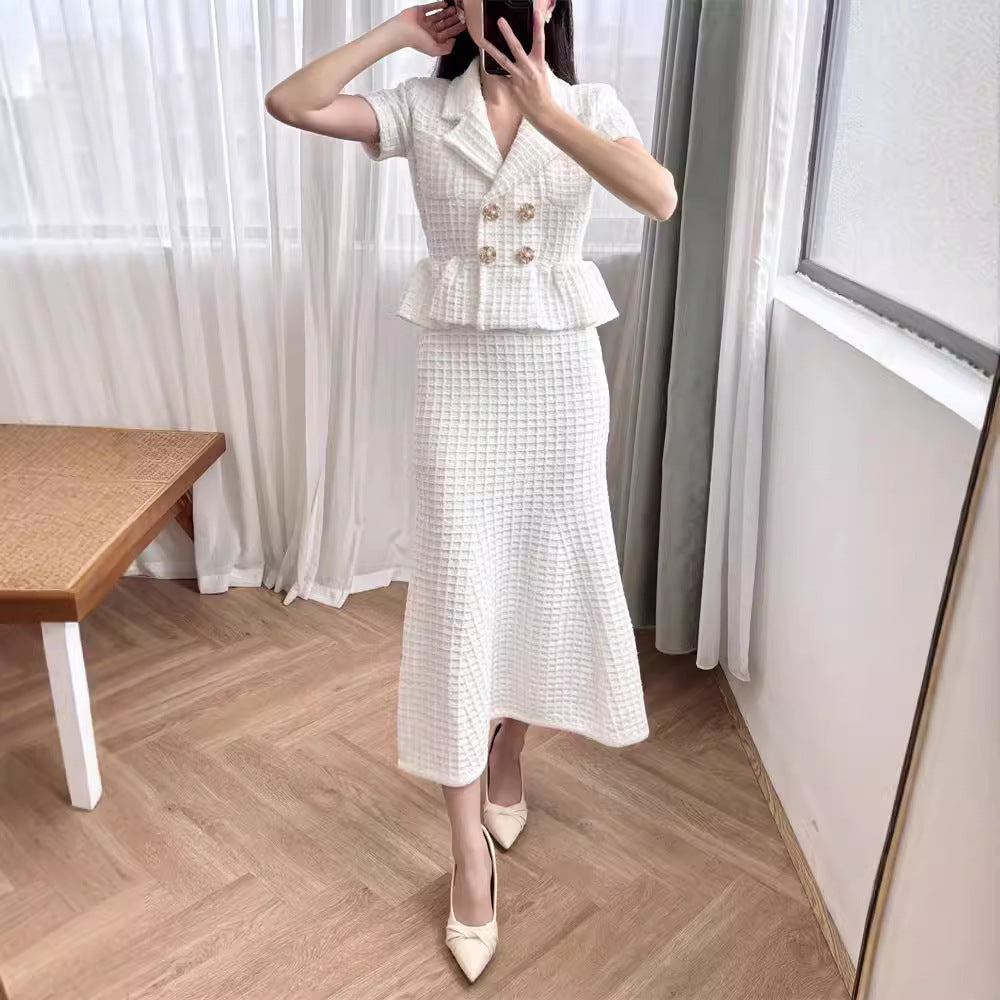 Classic Style Pure White V-neck Drill Buckle Dignified Hollow Knitted Dress