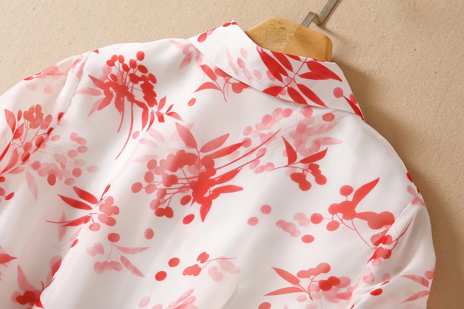 Robe trapèze élégante en fibre de polyester avec col Claudine et imprimé
