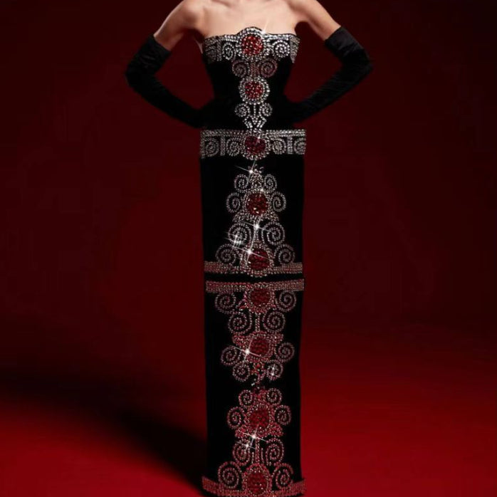 Robe de soirée fourreau noire moulante à strass Totem, pantalon bandage