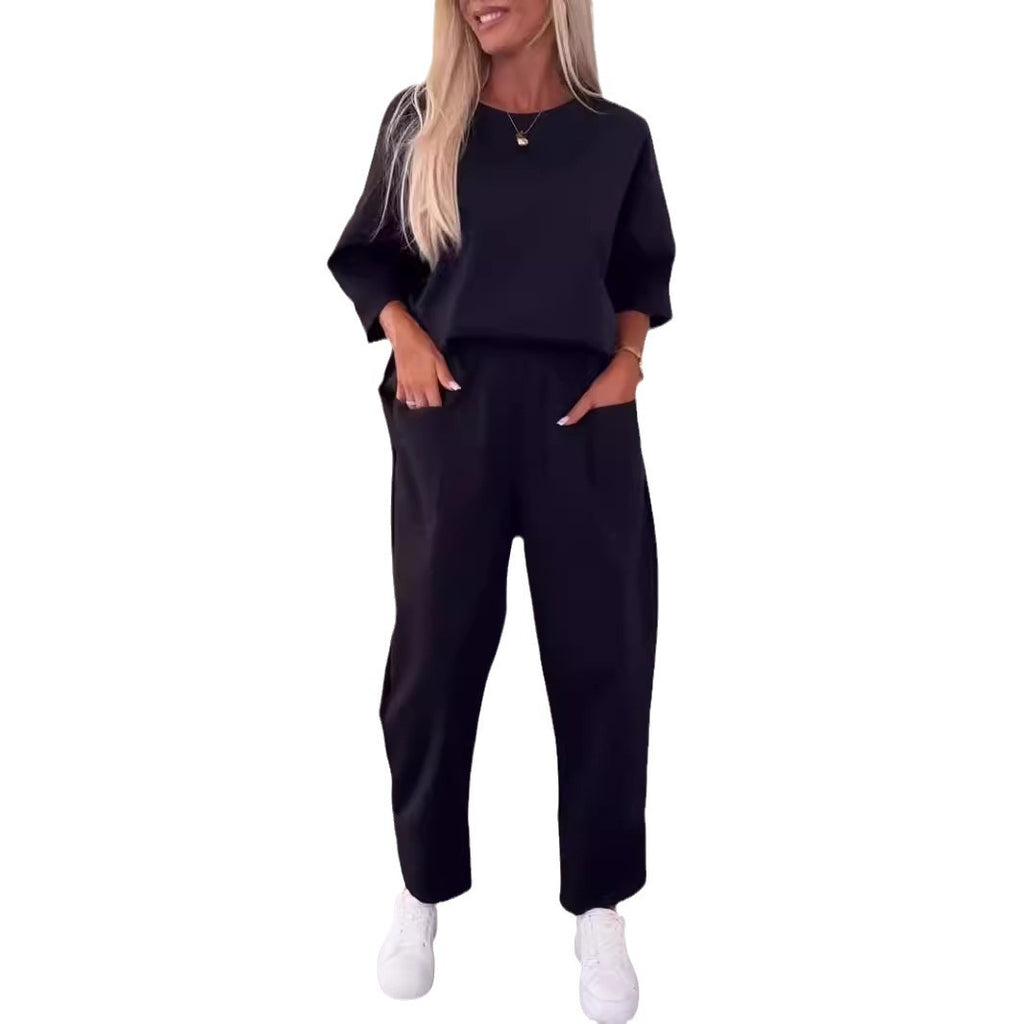 Ensemble deux pièces uni à col rond et pantalon court
