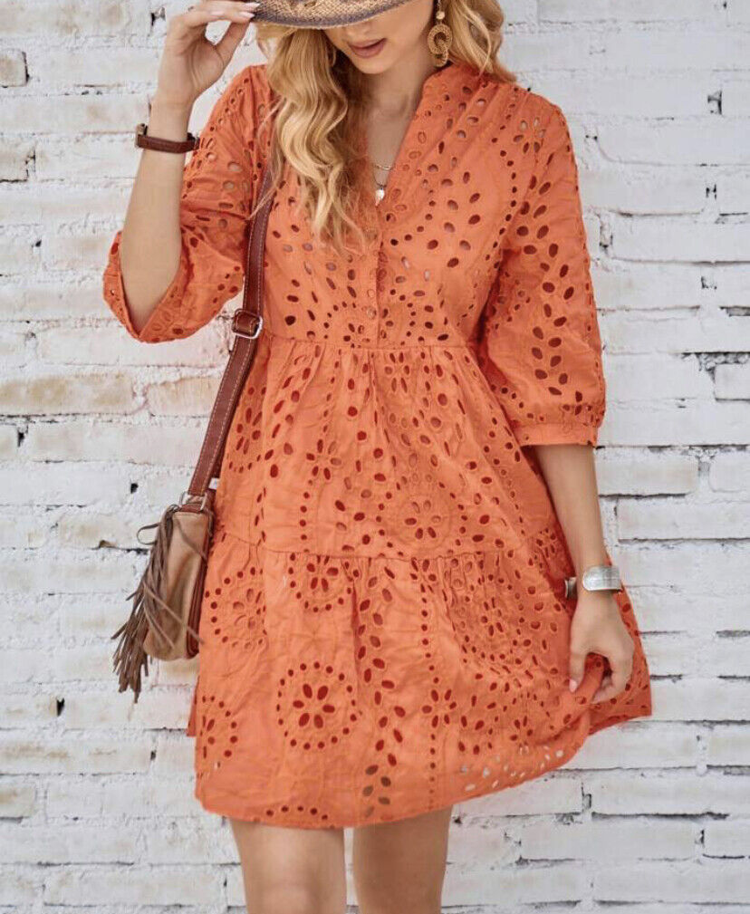 Women's Solid Color Button Dress in Lace Fabric