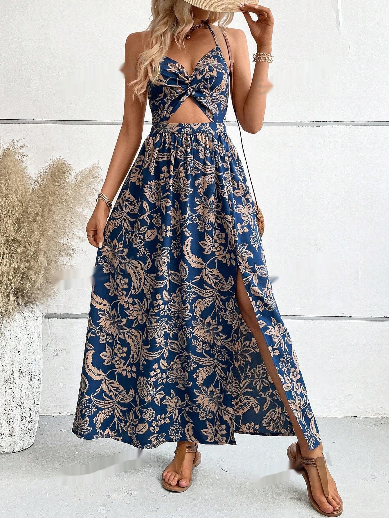 European & American Summer Women's Printed Hollow Pleated Halterneck Dress