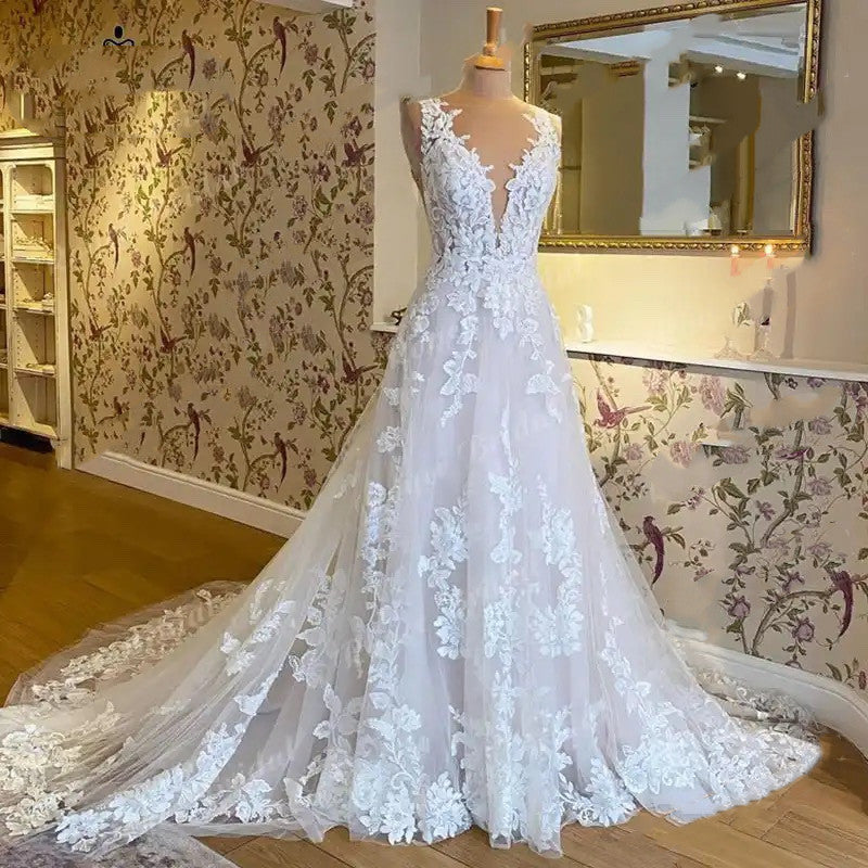 Women's Fashion Lace Applique White Wedding Dress