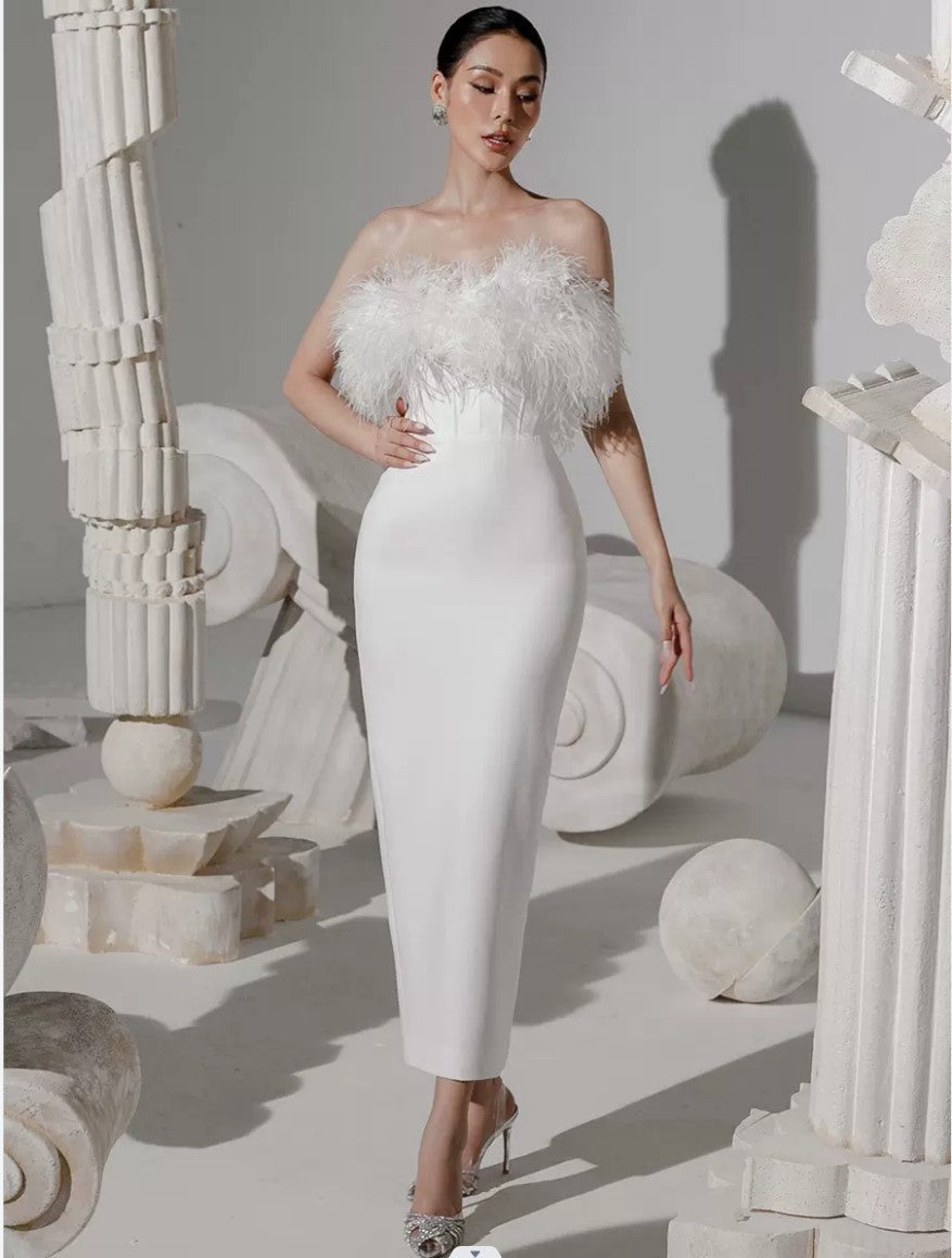 Light Luxury White Collarless Tassel Wrap Hip Evening Dress