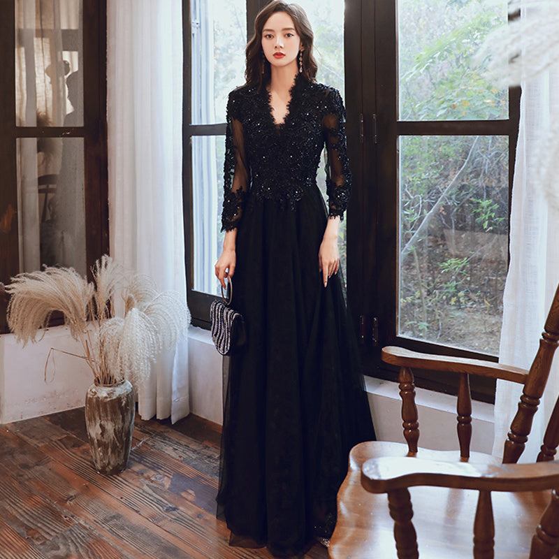 Black Lace V-Neck Evening Dress Long Skirt