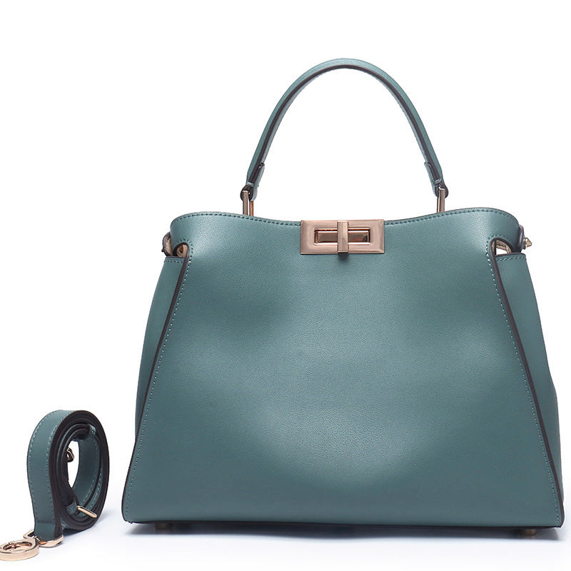 Sac à bandoulière en cuir grand format pour femme avec fermeture à verrou
