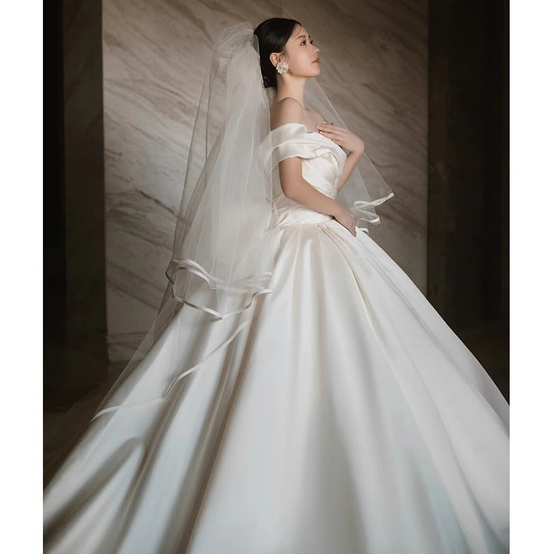 Robe de mariée en satin à épaules dénudées avec manches trois-quarts, jupe longue, tailles S-XXL
