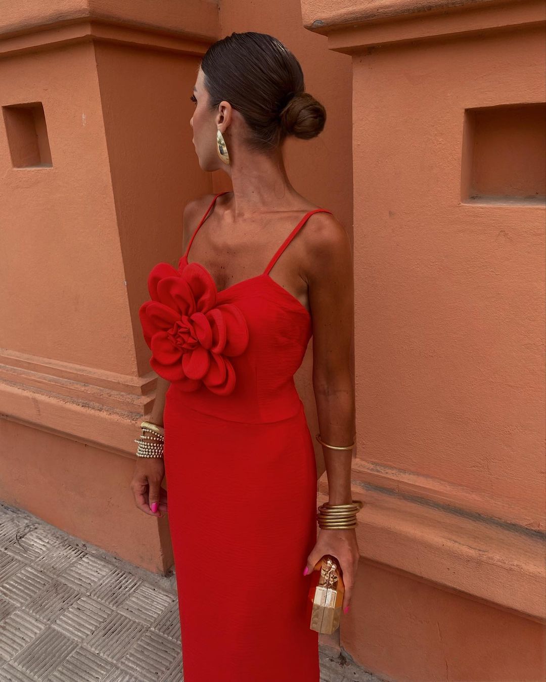 Ice Silk Wrinkle Large Flower Sling Evening Long Dress