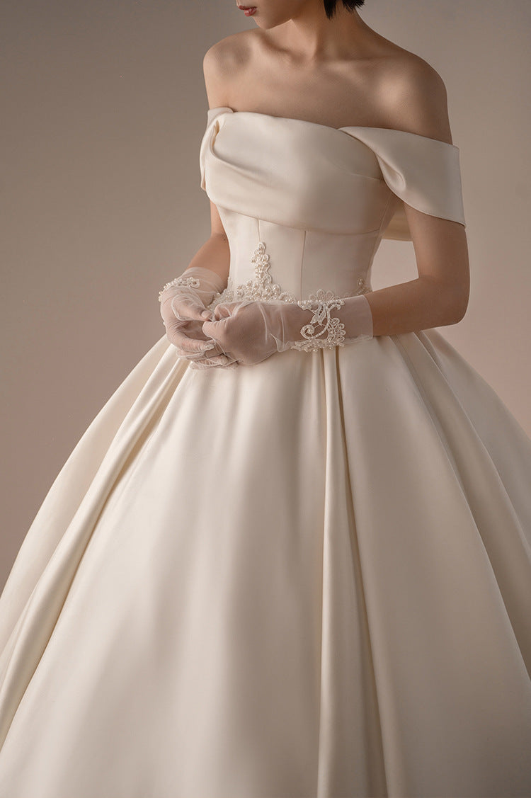 Women's Satin Off-Shoulder Retro Trailing Wedding Dress