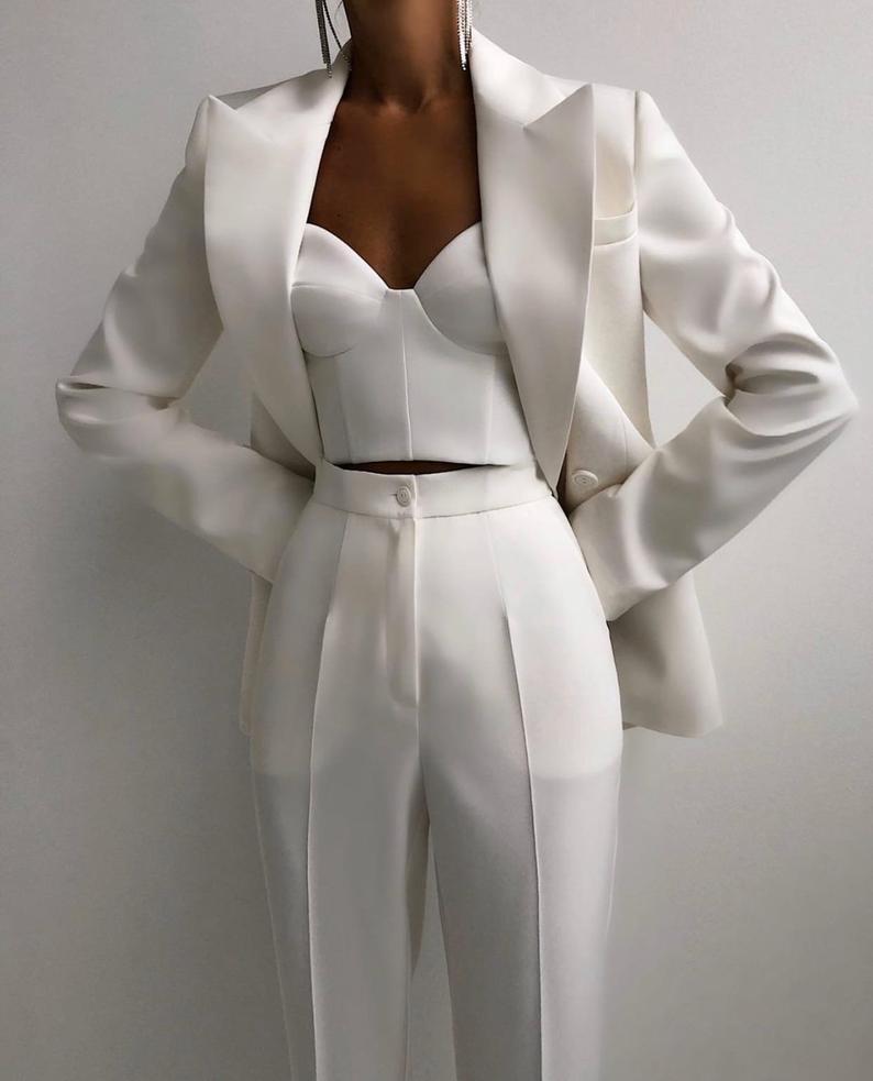 جاكيت بدلة نسائي من Pieces Fashion بياقة مدببة وصف أزرار مزدوج