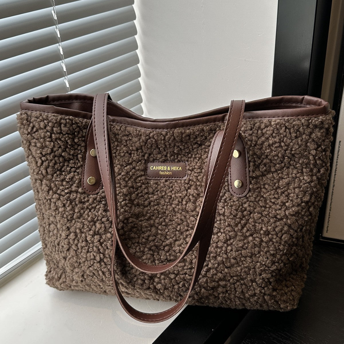 Furry Versatile Bucket Shoulder Bag