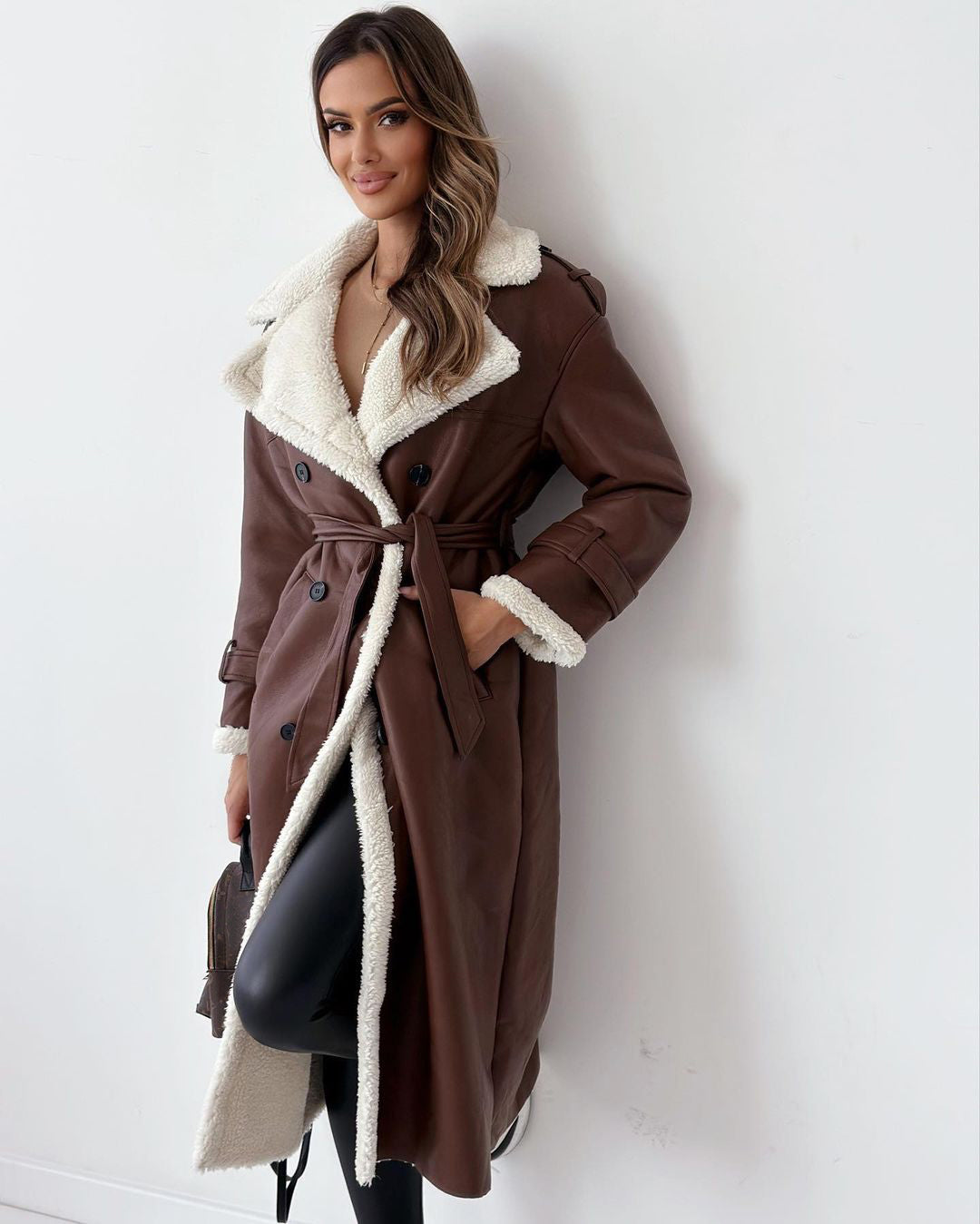 Manteau mi-long en polyester pour femme, style trench croisé à double boutonnage avec ceinture, pour l'hiver
