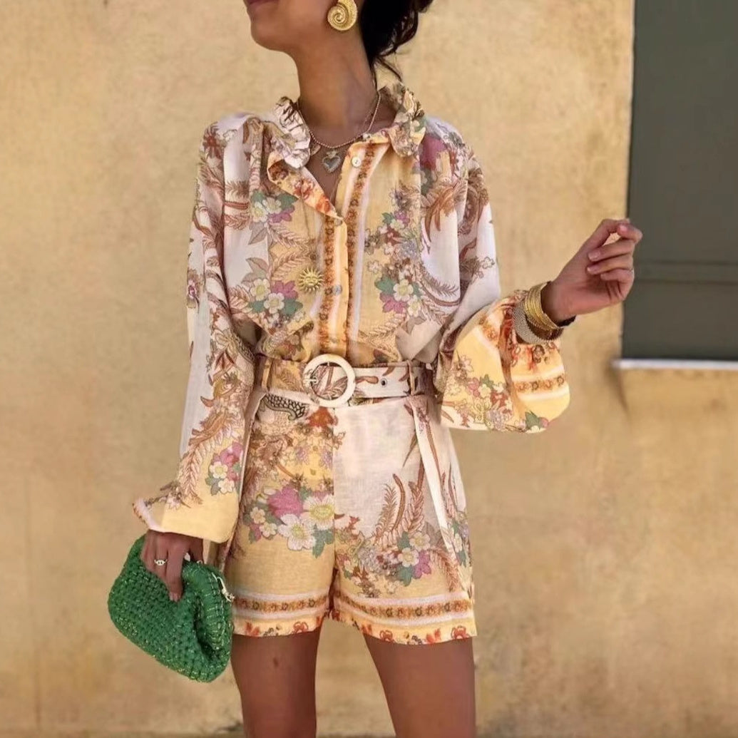 Ensemble short imprimé à col montant et manches bouffantes pour femme