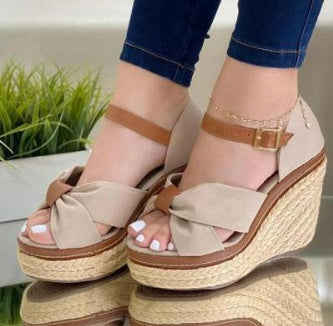 Sandales compensées bleues pour femme avec boucle de ceinture et semelle crantée Tailles 35-44