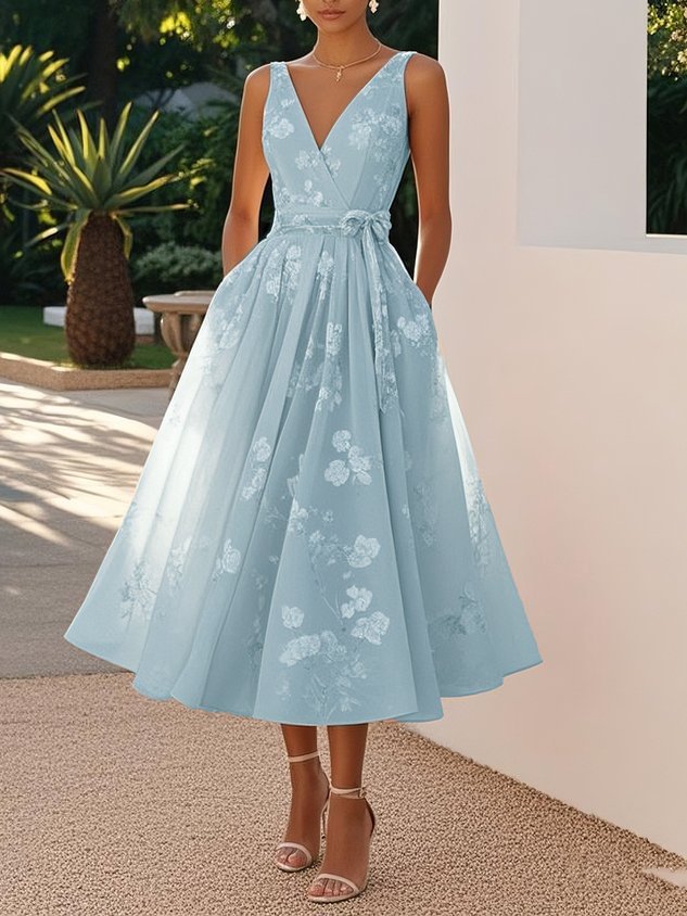 Robe trapèze sans manches à col en V et imprimé numérique pour femme