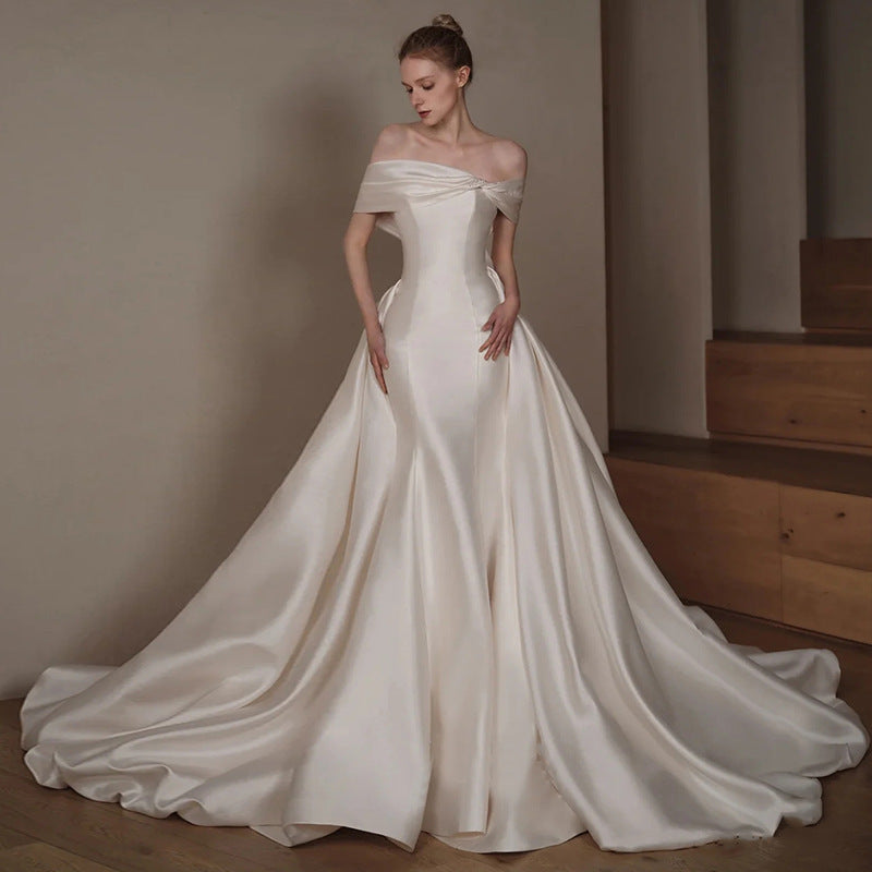 Robe de mariée sirène en satin blanc taille haute pour femme