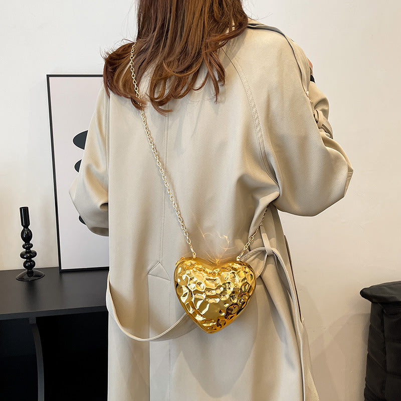 Sac en acrylique en forme de cœur Météore avec sequins
