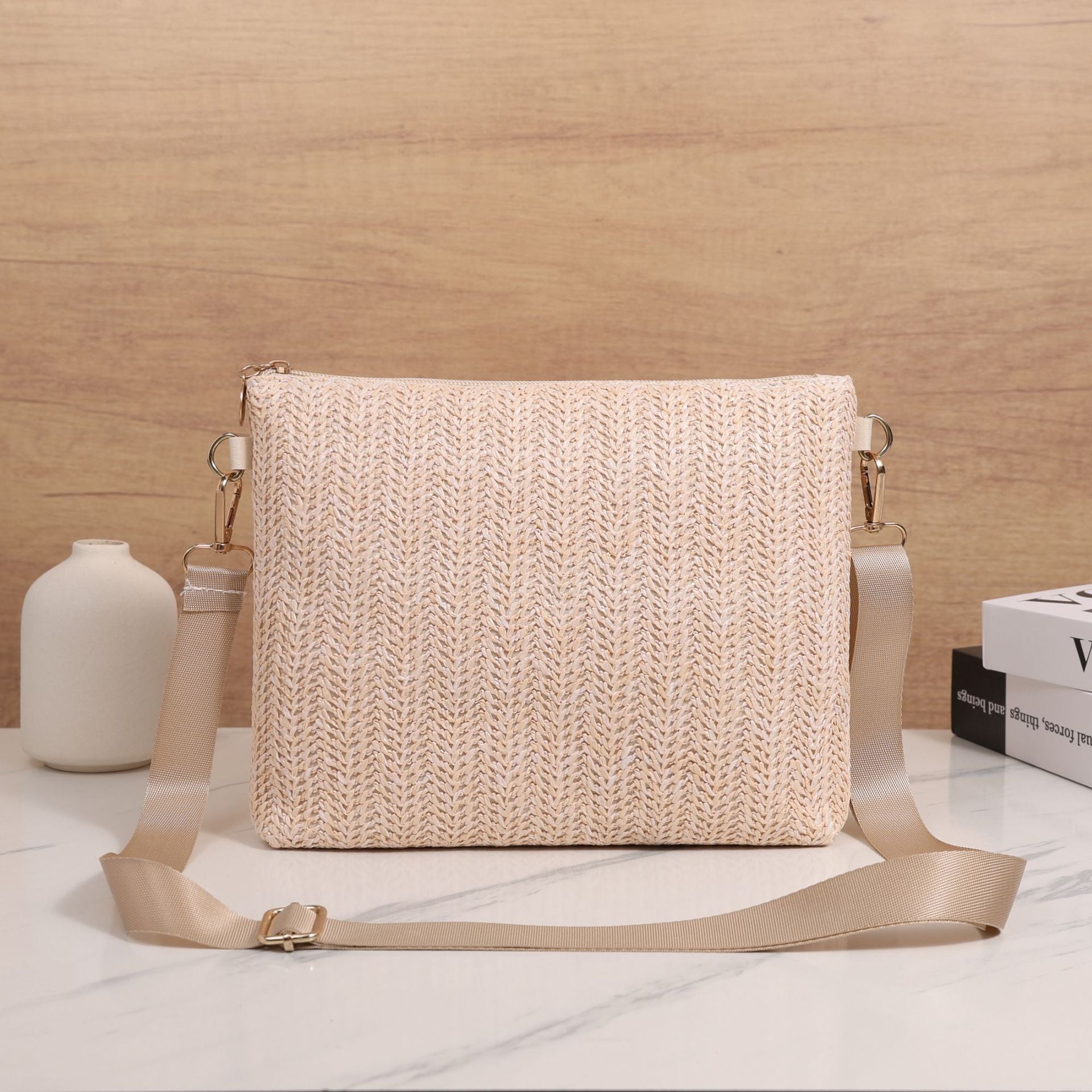 Sac bandoulière en paille couleur unie 22x4x18