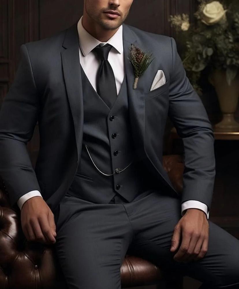 Men's Slim Fit Three-Piece Solid Color Suit Polyester Blend