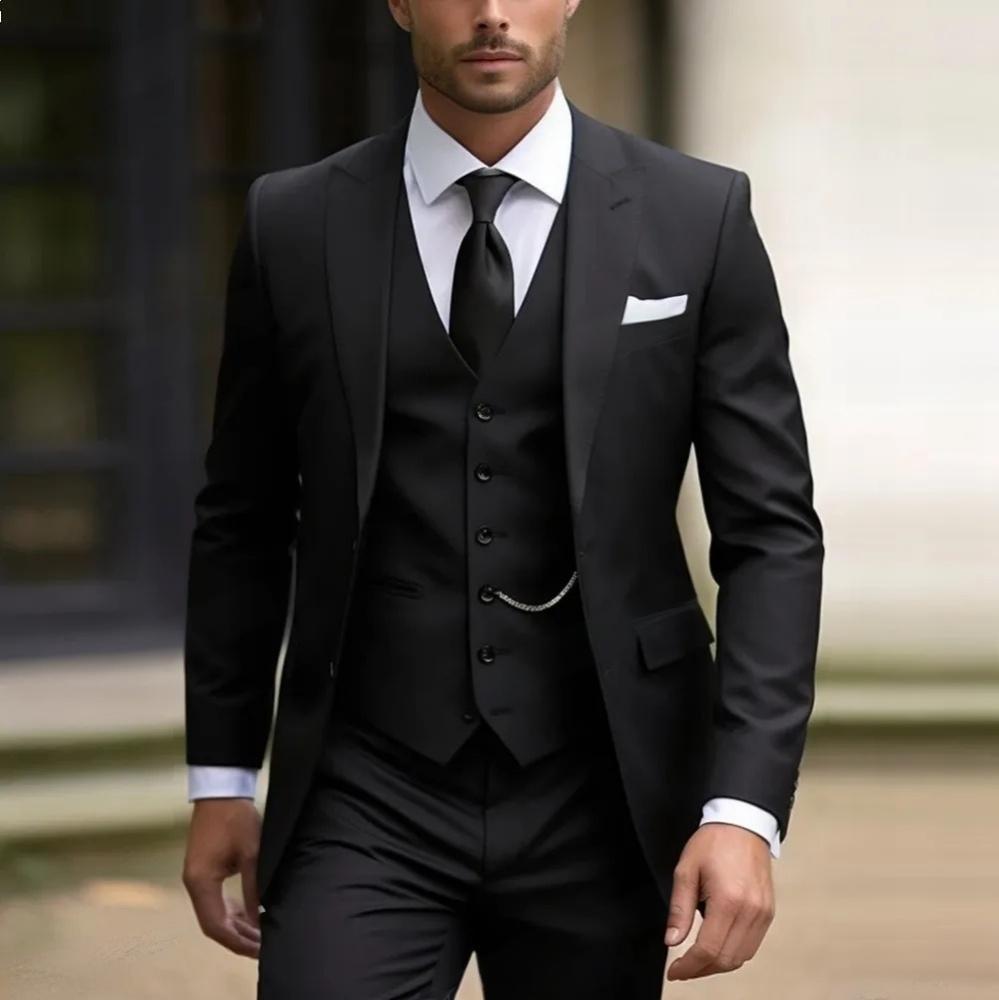 Men's Slim Fit Three-Piece Solid Color Suit Polyester Blend