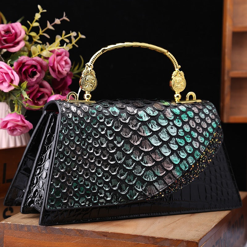 Genuine Leather Black Shoulder Messenger Bag with Three-Dimensional Pocket