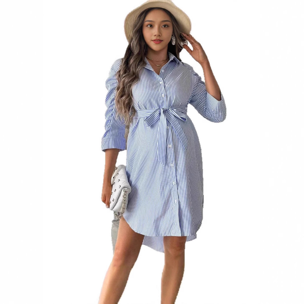 Robe de maternité décontractée à rayures et revers boutonnée pour femme