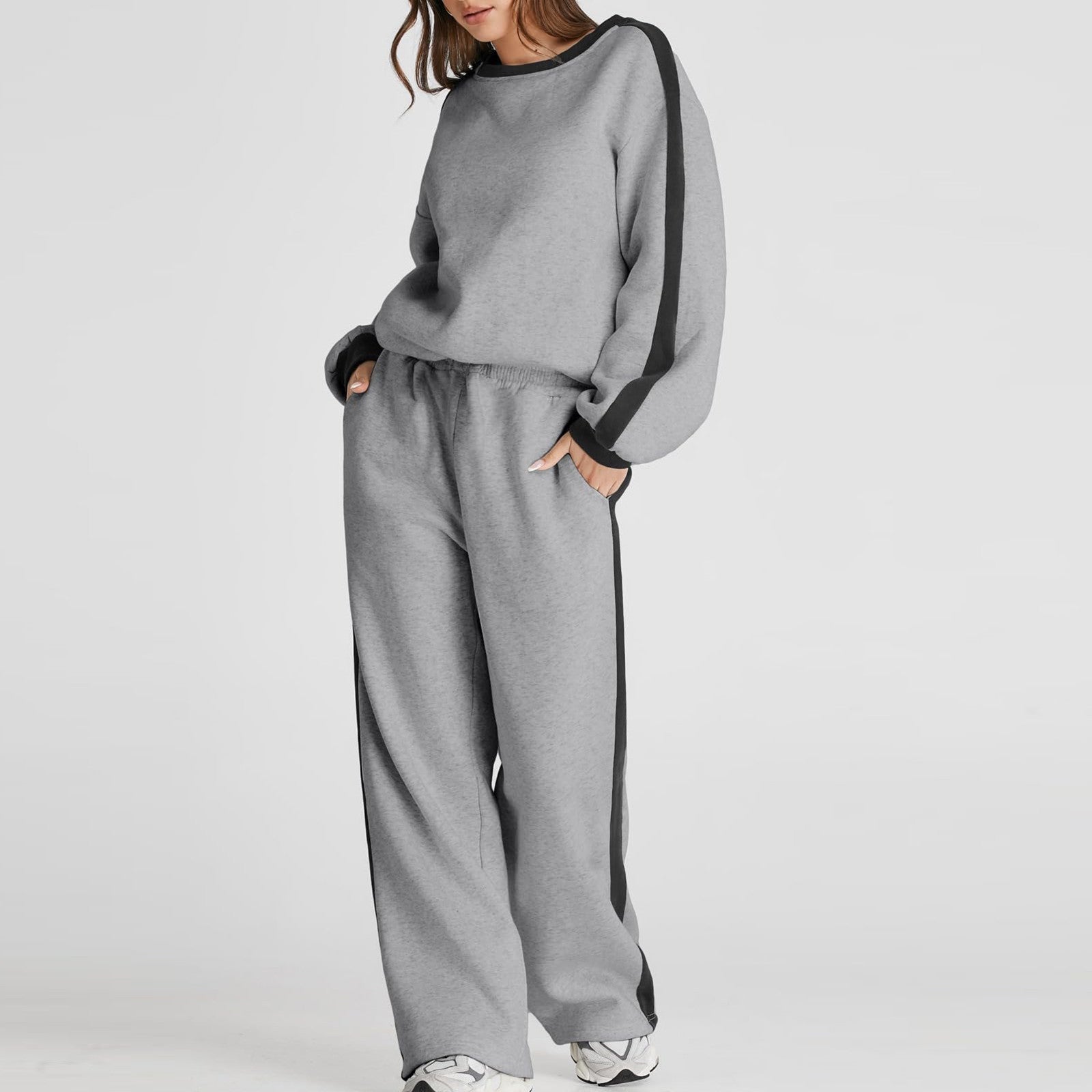 Graceful Color Matching Long Sleeve Loose Pullover Sweatshirt & Sweatpants Set