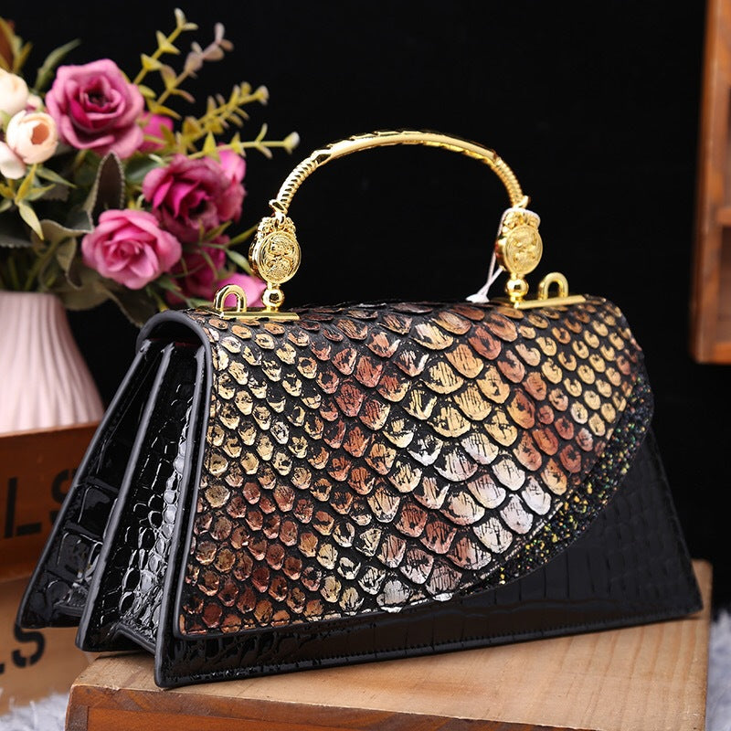 Genuine Leather Black Shoulder Messenger Bag with Three-Dimensional Pocket