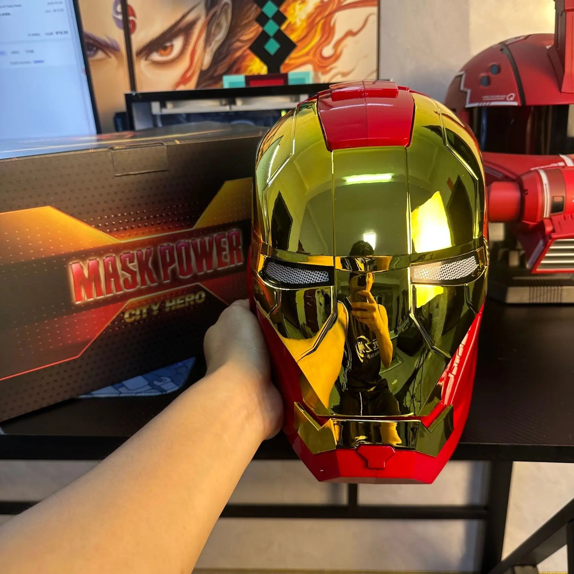 Iron Man MK5 Electric Helmet, 1:1 Wearable Cosplay Mask with LED Eyes