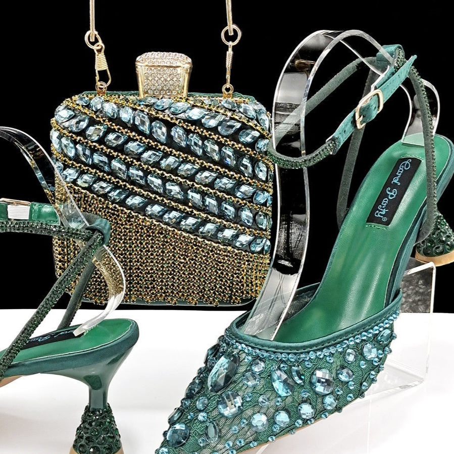 Ensemble de sandales à talons hauts et de sac à main à pompon 3D avec grands strass