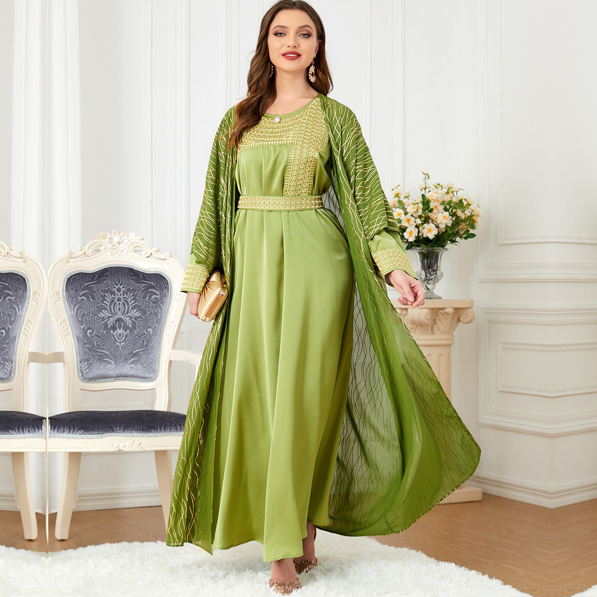 Round Neck Embroidery Gilded Long Sleeve Dress for Middle East’s Women